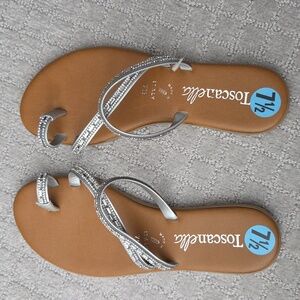 NWT Toscanella Women's Silver Rhinestone T-Strap Sandals - Elegant Comfort 7.5